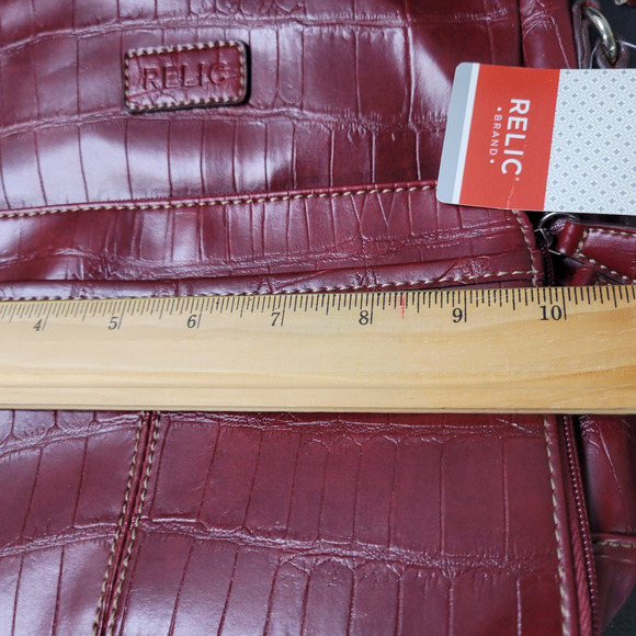 RELIC NWT Maroon Burgundy Faux Leather Crossbody Shoulder Bag Adjustable Strap - Picture 11 of 12